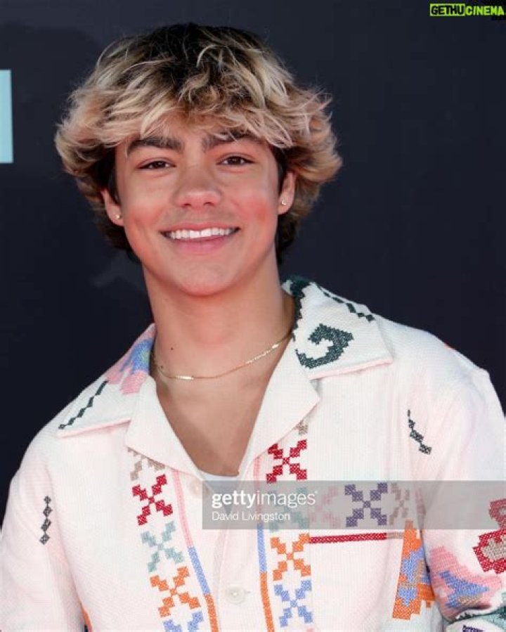Malachi Barton in an Instagram post as seen in May 2018