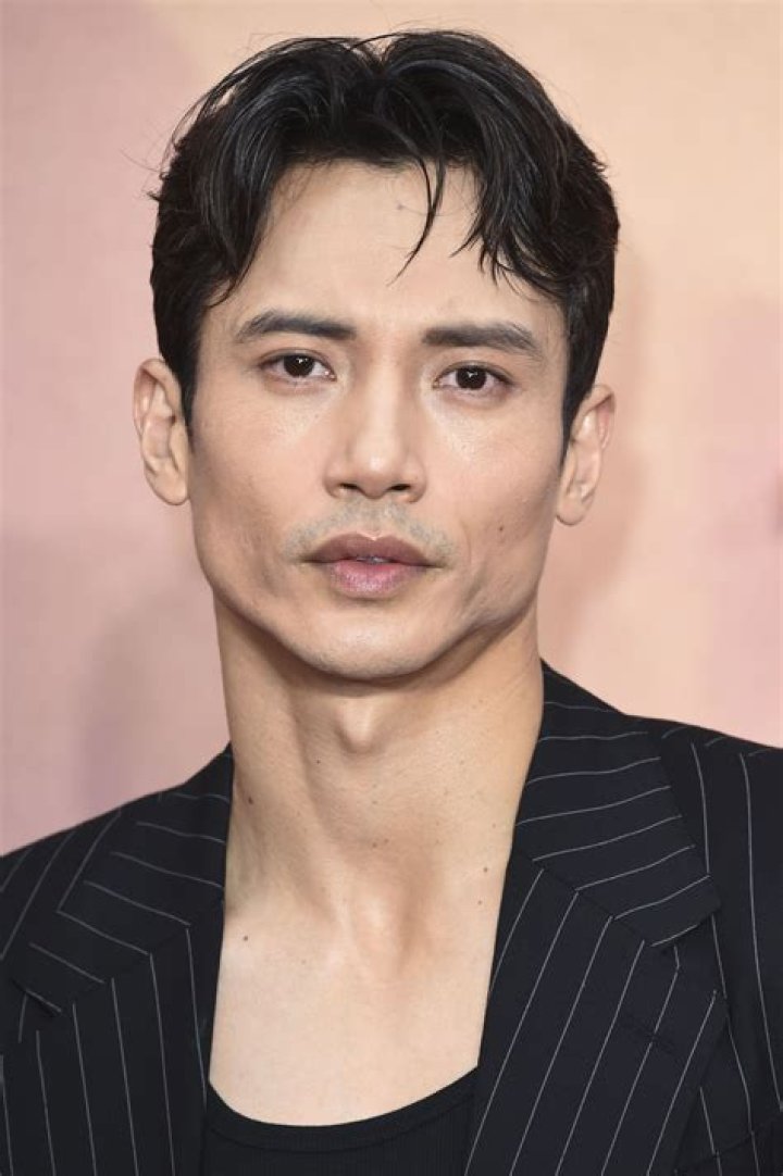 Manny Jacinto in a selfie alongside his sister in March 2017