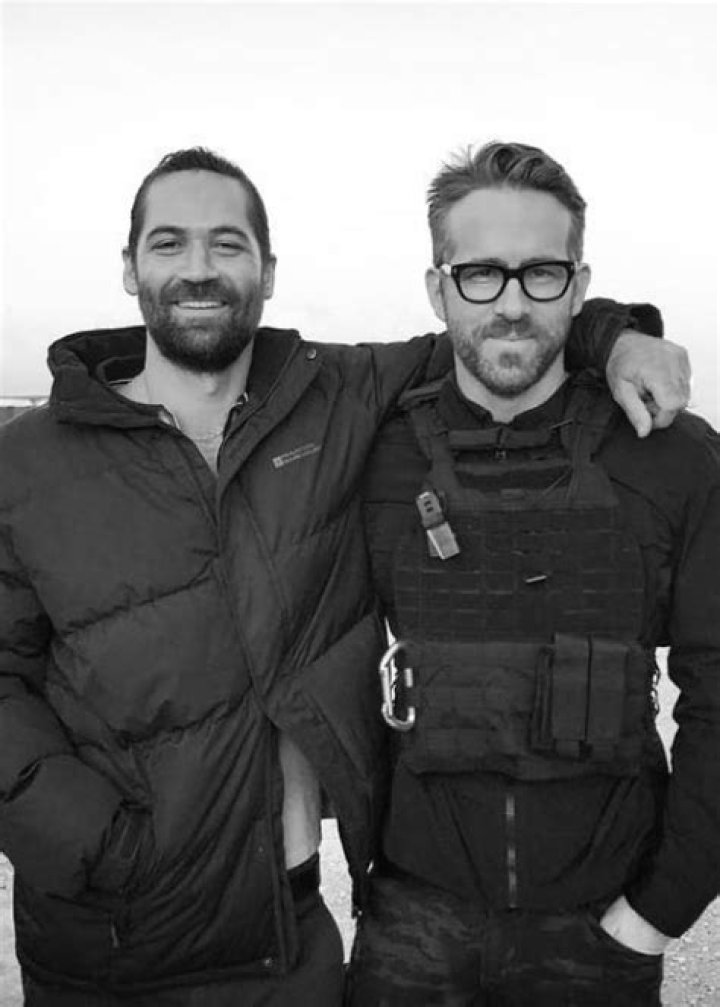 Manuel Garcia-Rulfo (Left) posing for the camera alongside Ryan Reynolds in Rome, Italy in October 2018