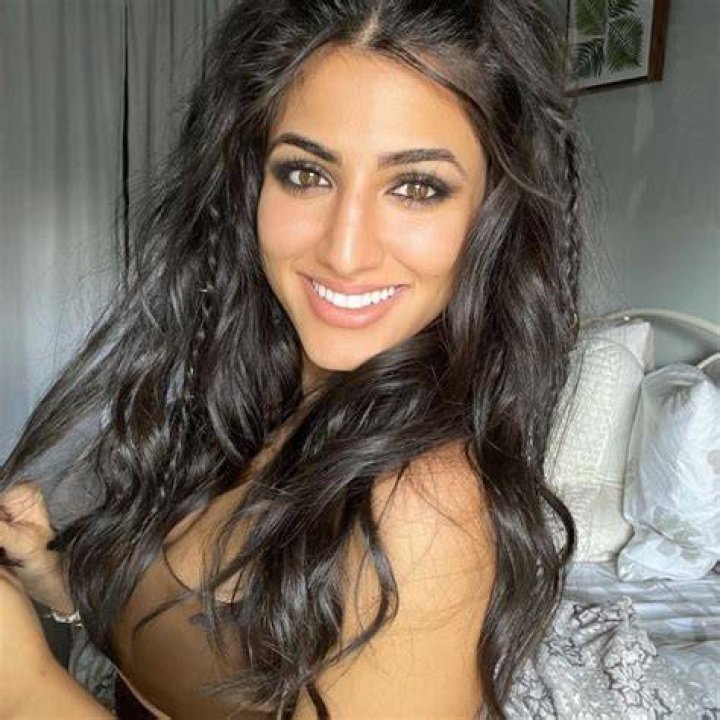Maria Aiello as seen in a picture that was taken in March 2022, celebrating 100k followers on Instagram