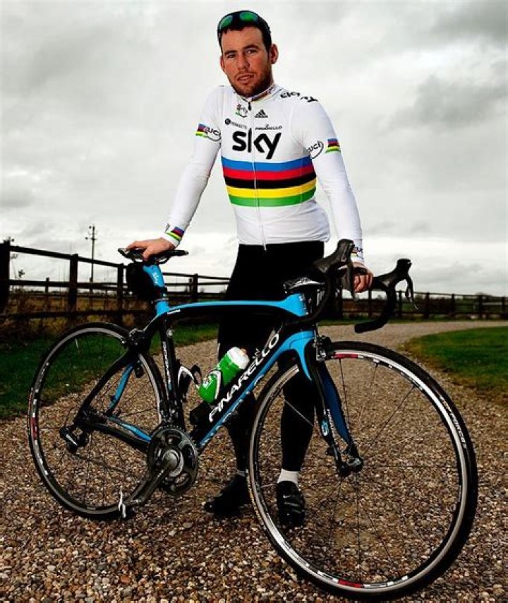 Mark Cavendish (Team Sky) at the start of stage 18 of 2012 Tour de France in Blagnac (Haute-Garonne)