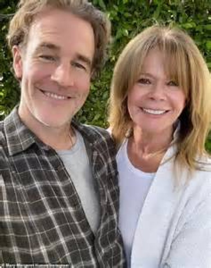 Mary-Margaret Humes and her husband Raul A. Bruce posing for the camera at Saint Peter's Square in Vatican City in 2018