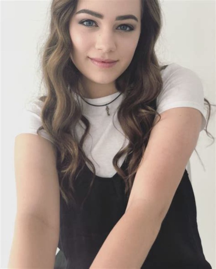 Mary Mouser in a selfie as seen in April 2018