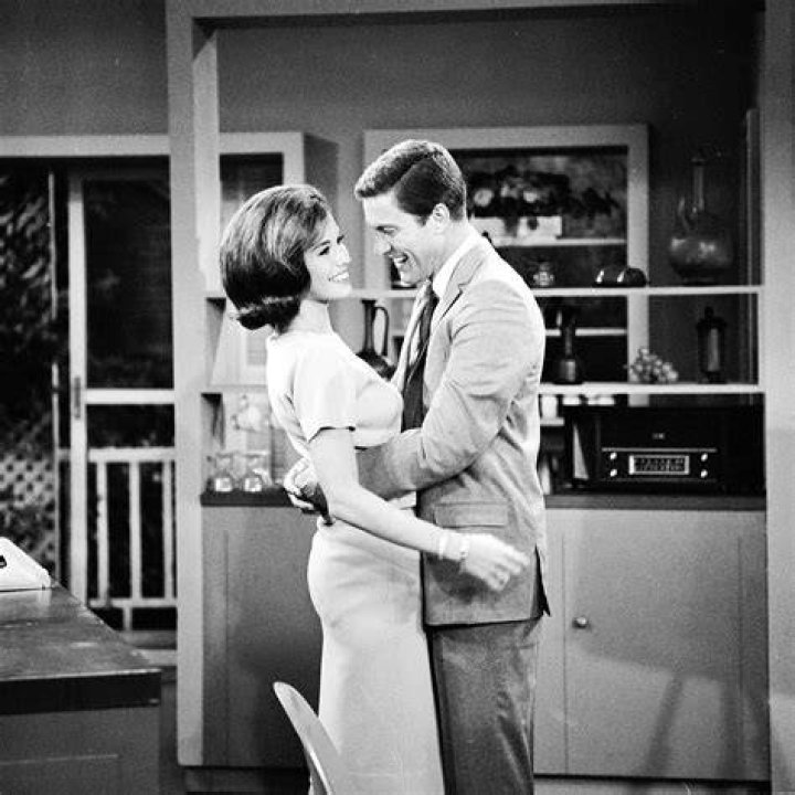 Mary Tyler Moore, Dick Van Dyke, and Larry Mathews as their characters on The Dick Van Dyke Show