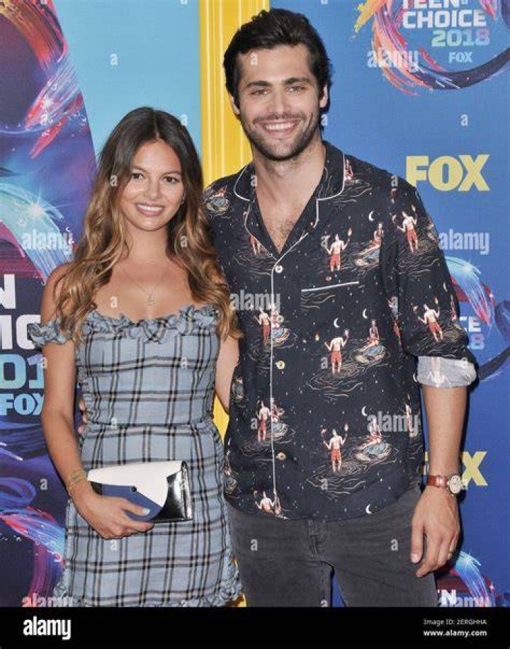 Matthew Daddario and Esther Kim at the Teen Choice Awards in July 2016