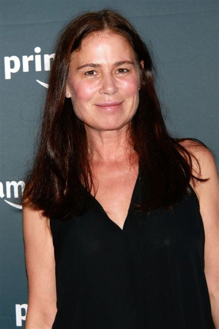 Maura Tierney posing for the camera