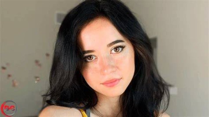 Maya Higa and Mizkif, as seen in December 2019