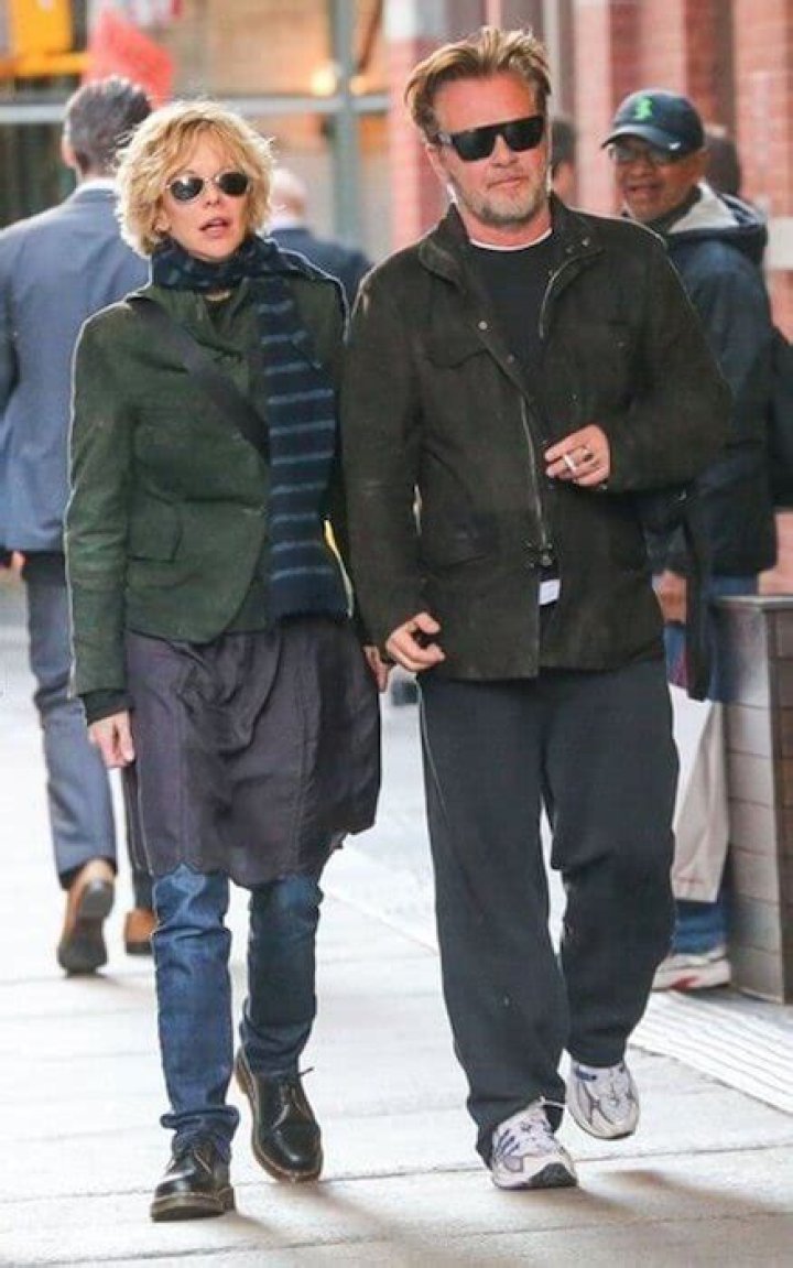 Meg Ryan walking with boyfriend John Mellencamp