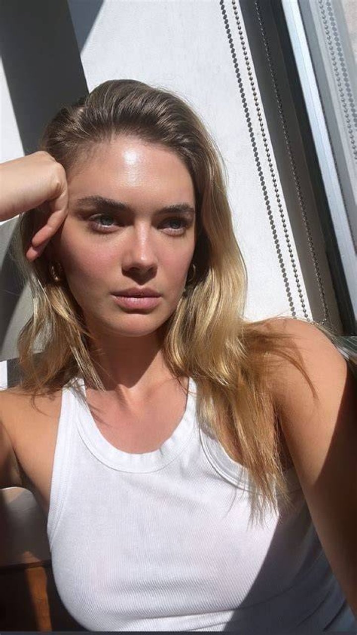 Megan Williams in a mirror selfie in July 2018