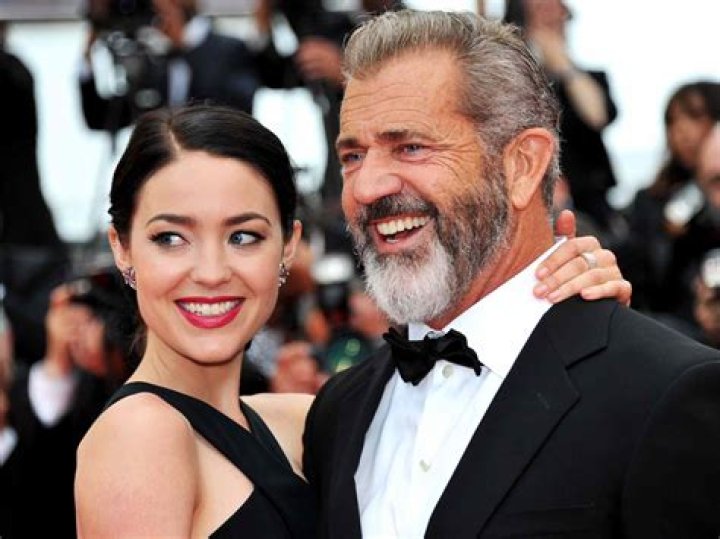 Mel Gibson with Rosalind Ross at the screening of Hacksaw Ridge in October 2016