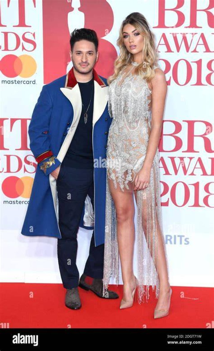Melinda London and Jonas Blue in a selfie in August 2018
