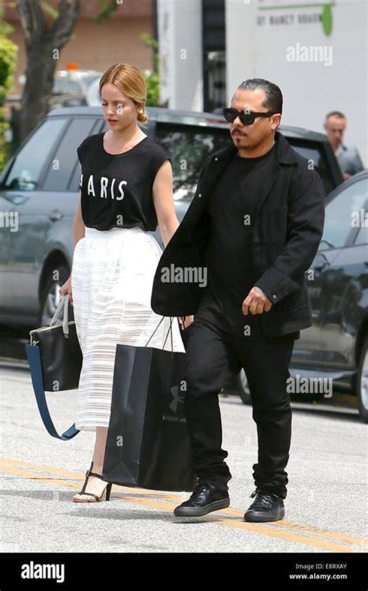 Mena Suvari and Salvador Sanchez leaving Planet Raw restaurant in August 2012