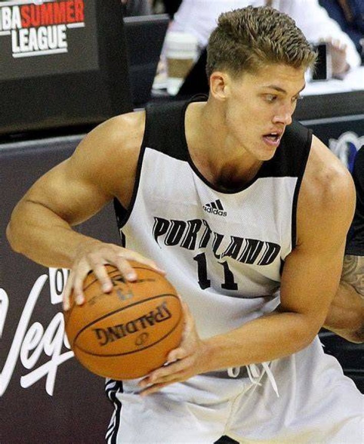 Meyers Leonard of the Portland Trail Blazers pictured during a match against the Cleveland Cavaliers on January 16, 2019, at Moda Center in Portland, Oregon