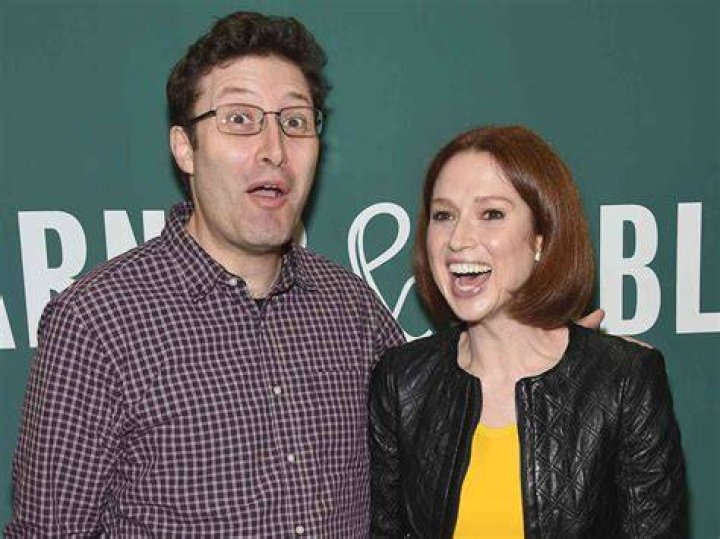 Michael and Ellie Kemper seen on the red carpet of the Emmy Awards in 2018