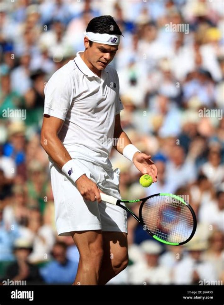 Milos Raonic during his match with Nick Kyrgios in the semi-finals of 2016 Miami Open on March 31, 2016