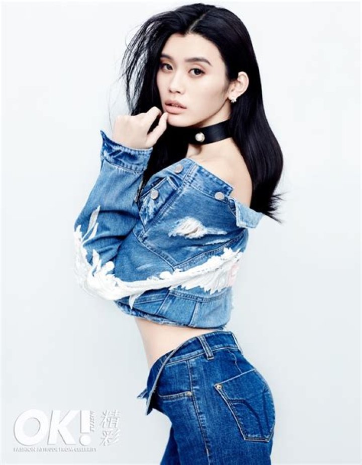 Ming Xi for the January Issue of Manifesto Magazine.