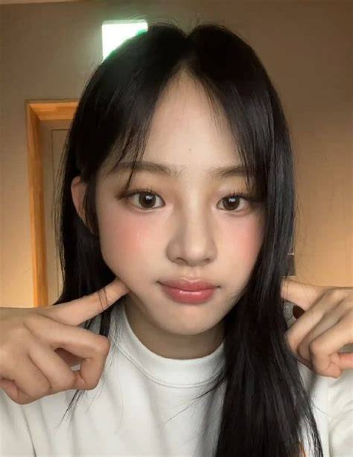 Minji as seen in an Instagram picture taken in 2022