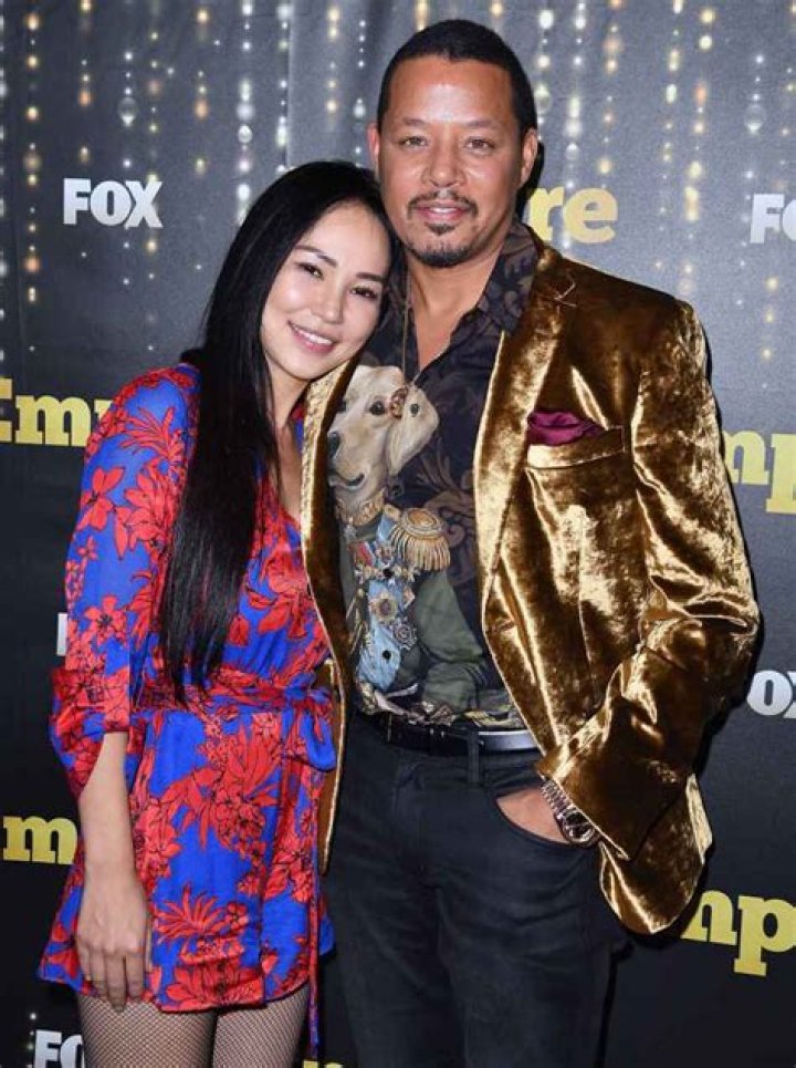 Mira Pak and Terrence Howard in a selfie