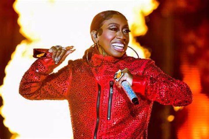 Missy Elliott close up