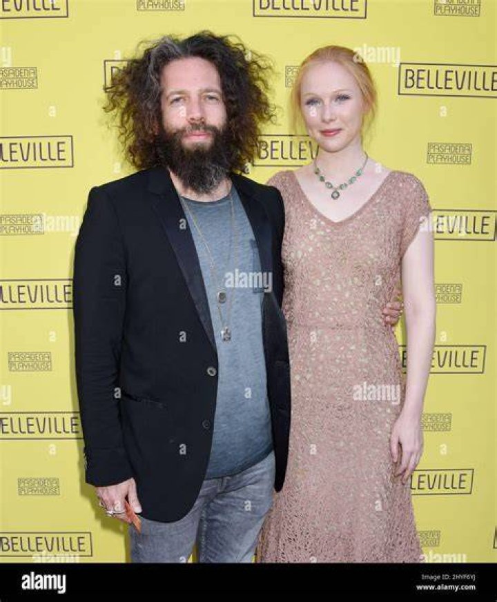 Molly Quinn and Elan Gale at the Minnie Mouse Rocks the Dots Art and Fashion Exhibit in January 2016
