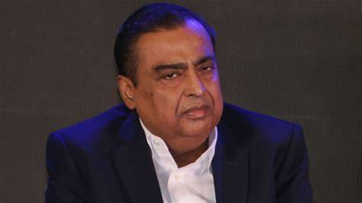 Mukesh Ambani at the CNBC India Business Leader Awards in 2010