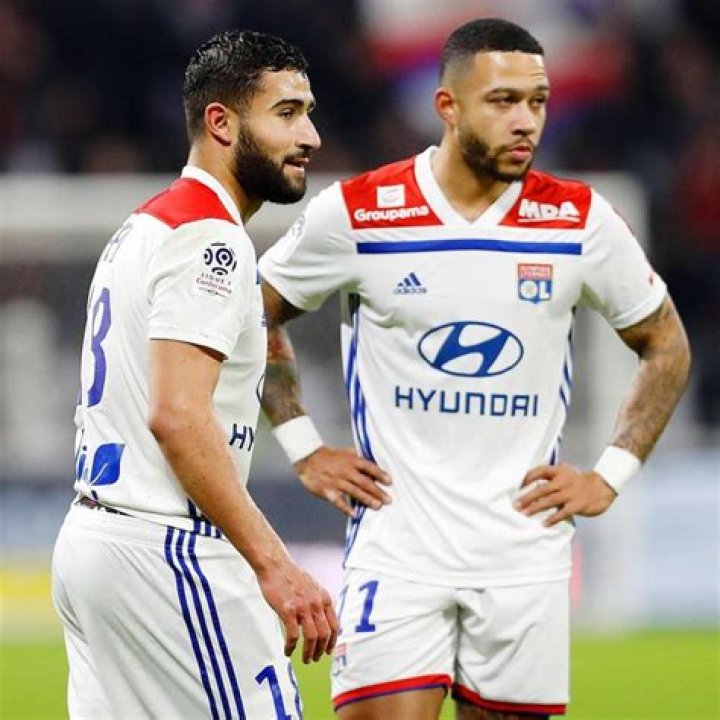 Nabil Fekir (Left) with Memphis Depay in April 2018