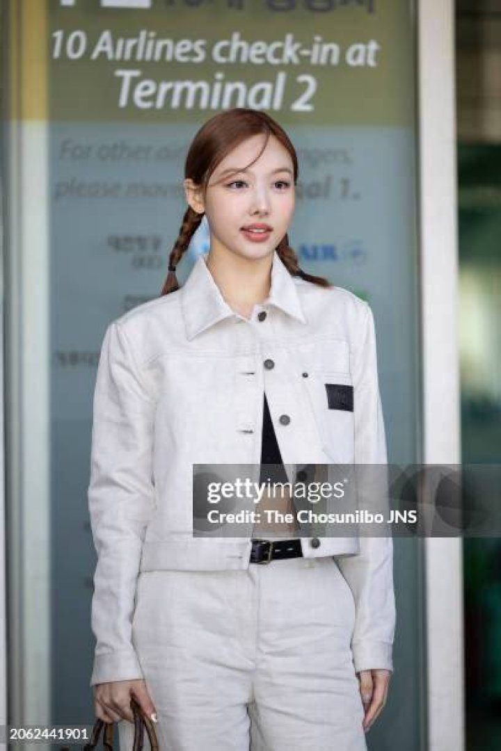 Nayeon as seen in March 2017
