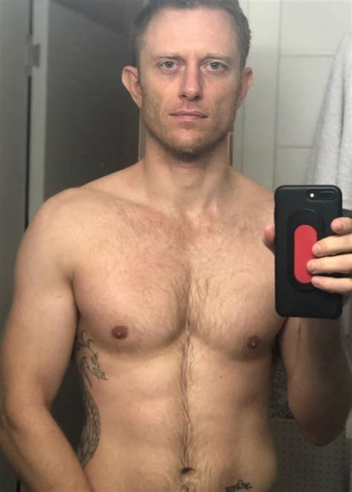 Neil Jackson in a selfie with his mother in August 2018