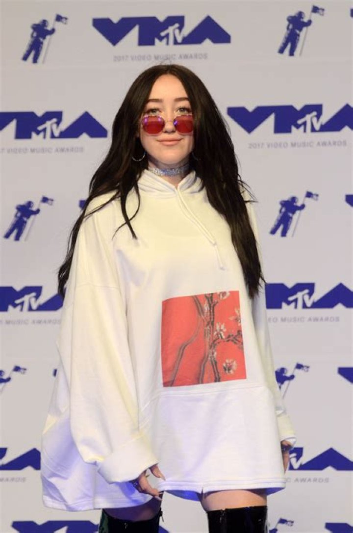 Noah Cyrus at 2017 MTV Movie And TV Awards