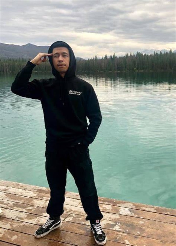 Noel Miller as seen while posing for a picture with a stunning backdrop alongside Aleena in The Bahamas in July 2019