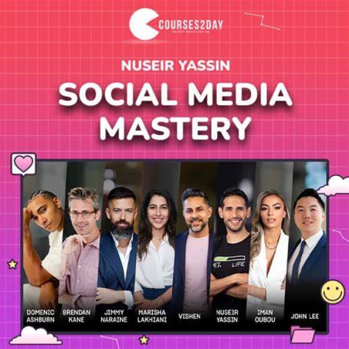 Nuseir Yassin and social media star Dear Alyne while in a hot balloon in April 2022, in Dubai