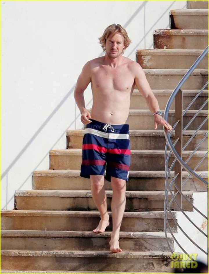 Owen Wilson shirtless