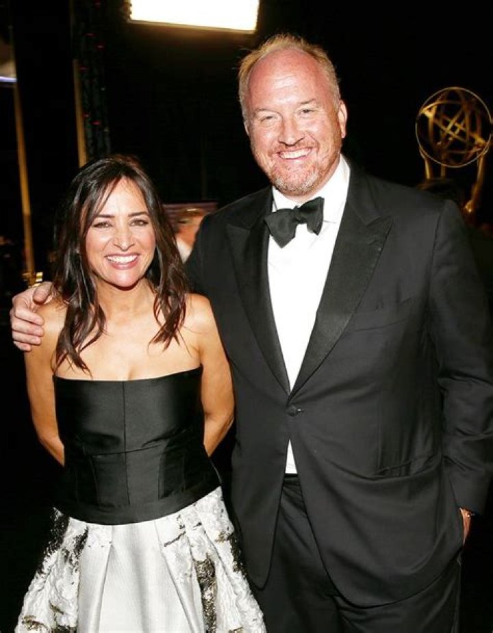 Pamela Adlon and Louis CK at the 76th Annual Peabody Awards Ceremony in May 2017
