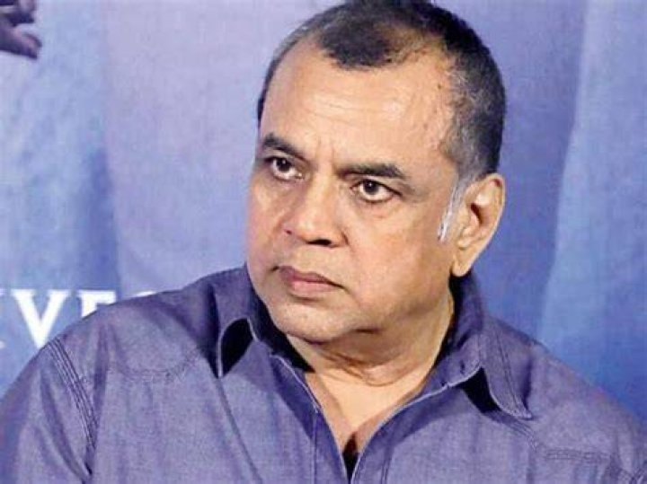 Paresh Rawal along with his wife in 2013