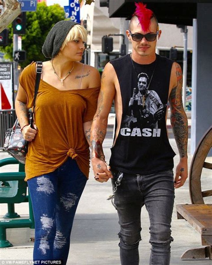 Paris Jackson and Michael Snoddy on the Venice Beach, Los Angeles in May 2016