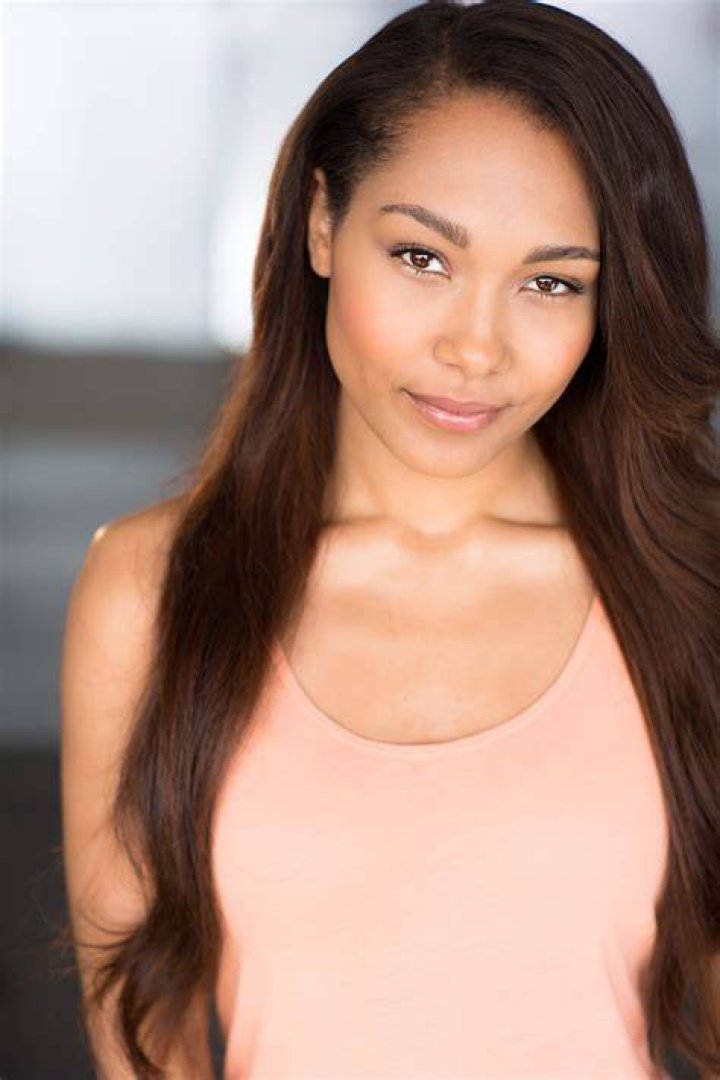 Parker McKenna Posey and Mandela Van Peebles
