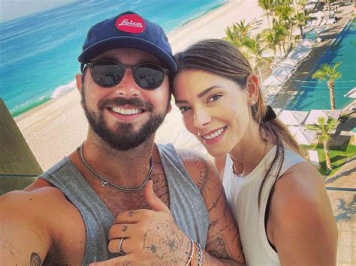 Paul Khoury in an Instagram selfie as seen in April 2016