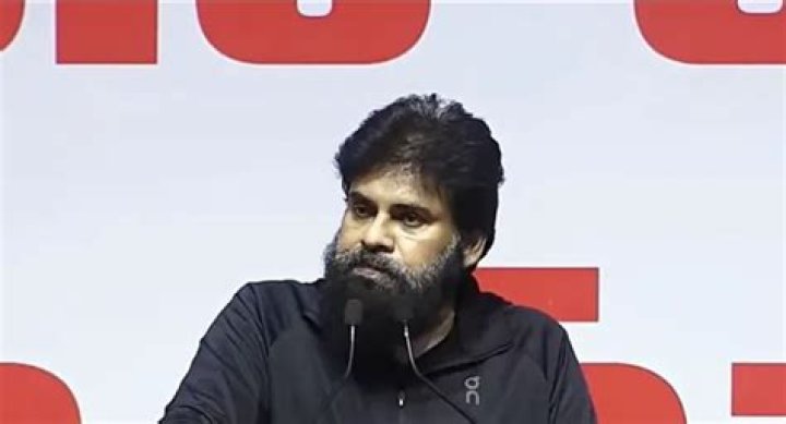 Pawan Kalyan addressing at the closing ceremony and award function of the 18th International Children&rsquo;s Film Festival India, in Hyderabad on November 20, 2013
