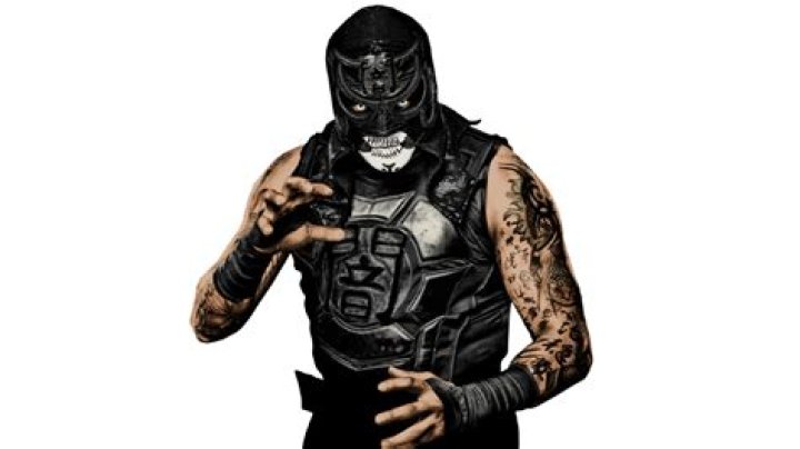 Pentagon Jr. with the Pro Wrestling Guerrilla World Tag Team Championship belt on April 1, 2017