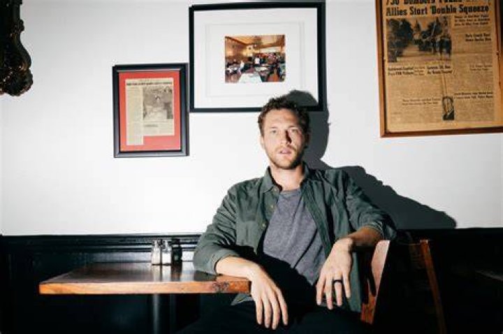Phillip Phillips in an Instagram selfie from May 2019