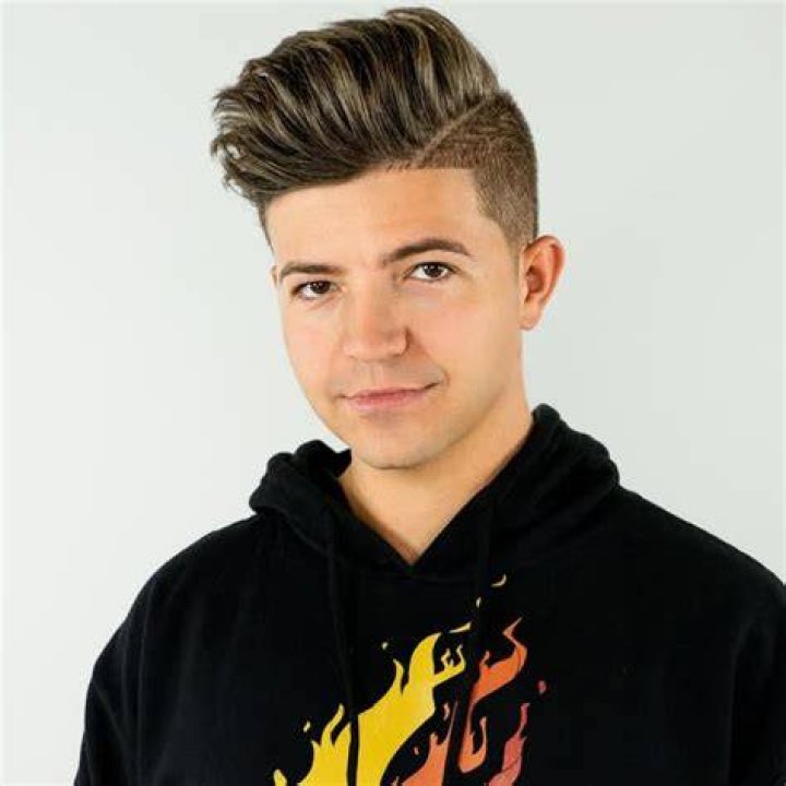 PrestonPlayz in an Instagram selfie as seen in June 2019