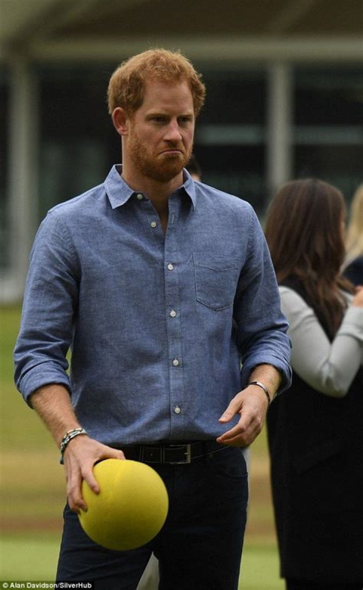 Prince Harry shows off his buff physique while vacationing at Mauritius Island in December 2008