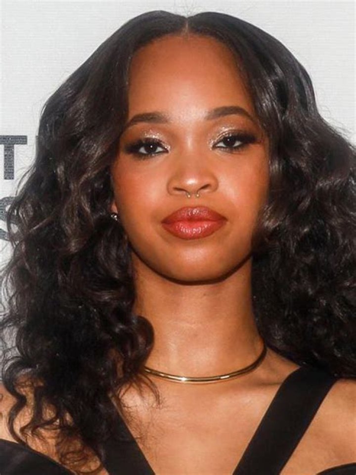 Quvenzhane Wallis at the "Annie" world premiere in December 2014