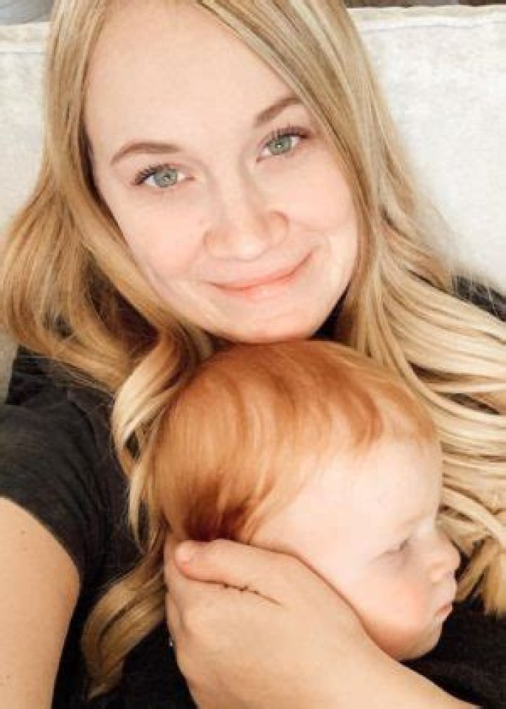 Rachelle Swannie with her daughter, as seen in Novemeber 2019
