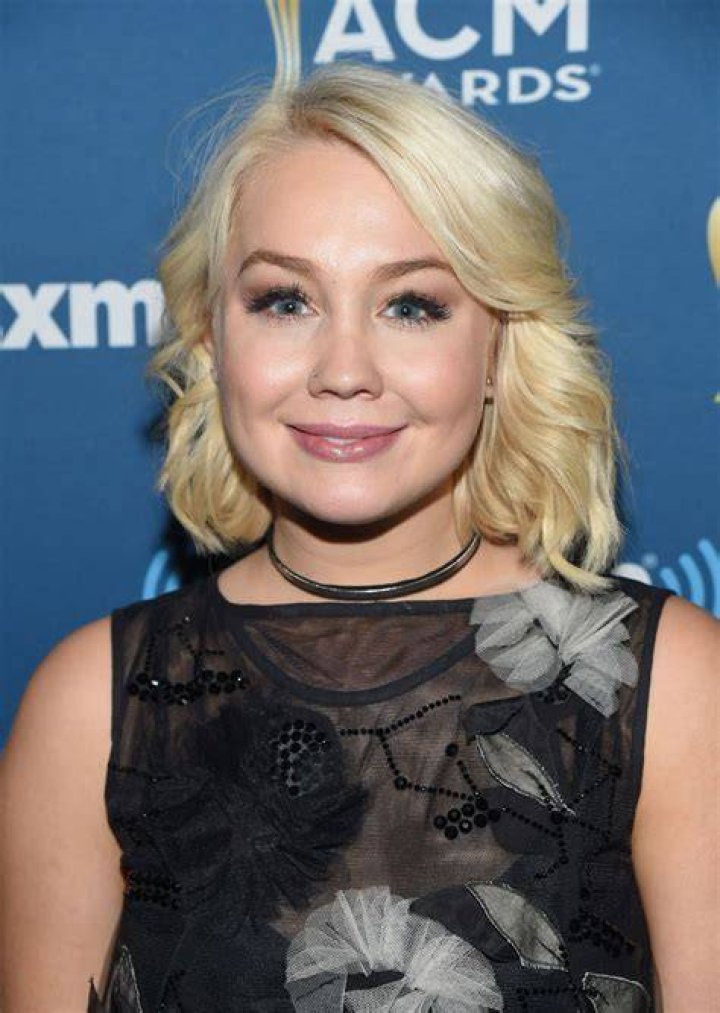 RaeLynn at SiriusXM's The Highway Channel broadcasting in April 2017