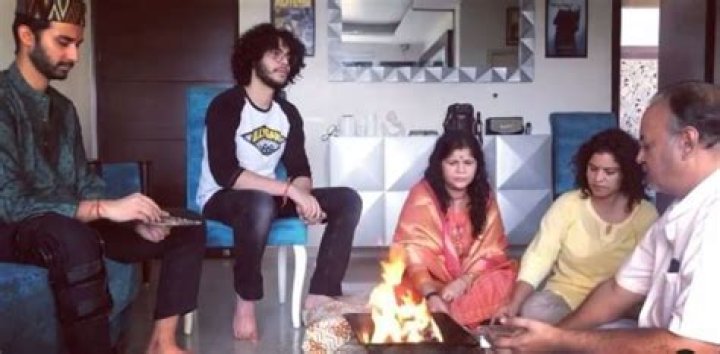 Raghav Juyal with family