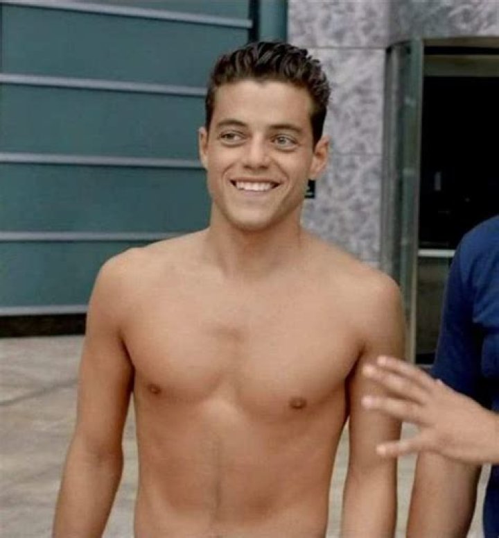 Rami Malek&rsquo;s shirtless body as seen in the movie Need for Speed (2014)