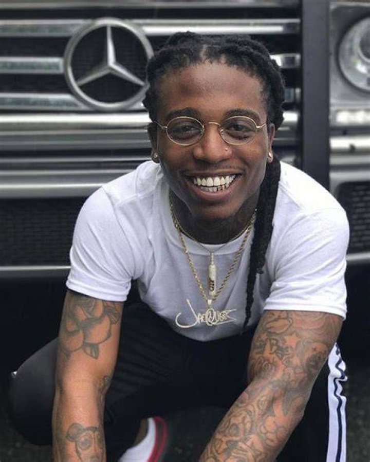 Rapper Jacquees in a Candid Selfie
