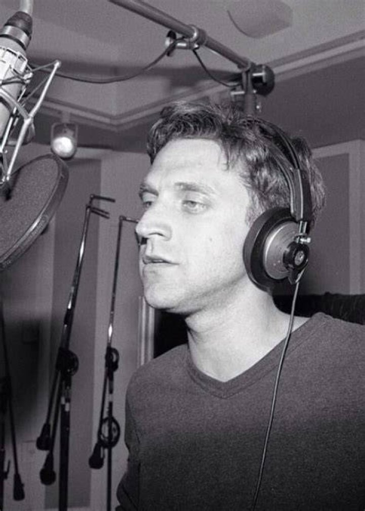 Ra&uacute;l Esparza during a recording session in April 2014