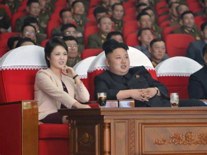 Ri Sol-ju as seen in a picture that was taken during the 2018 inter-Korean summit